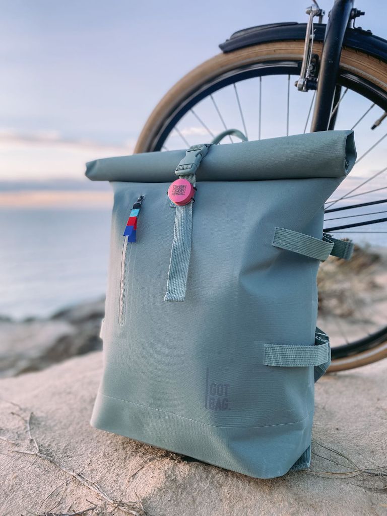 Backpack with Roam tracker for school gear